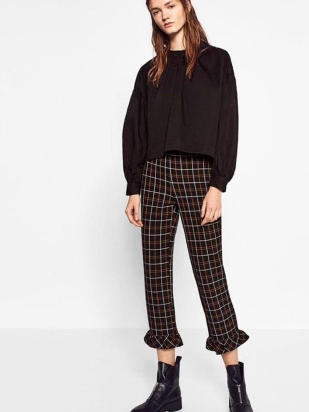 ZARA Trafaluc Black Plaid Cropped Pants
